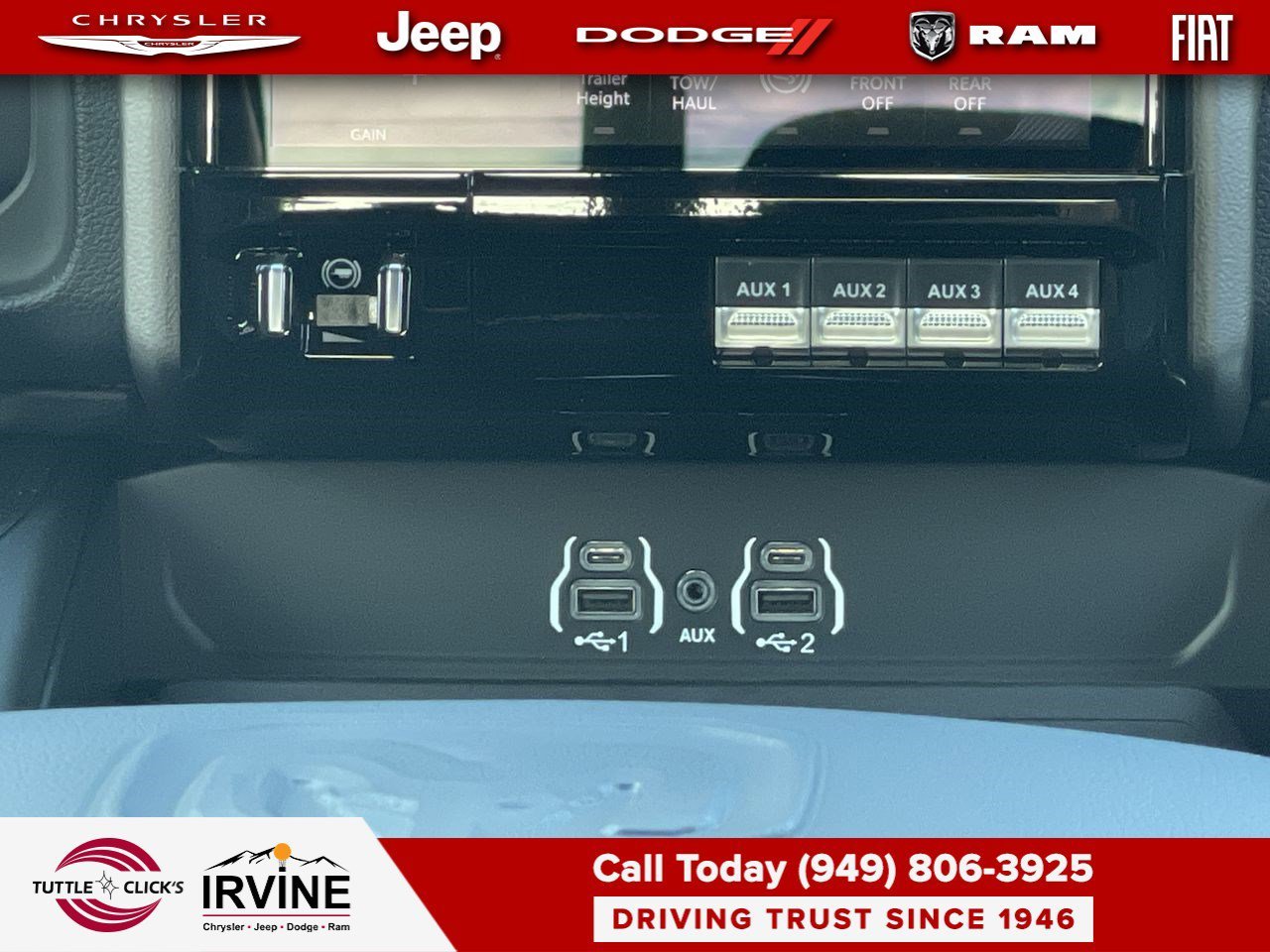 New 2026 Diamond Black Crystal Pearl-Coat Exterior Paint RAM Laramie image 13