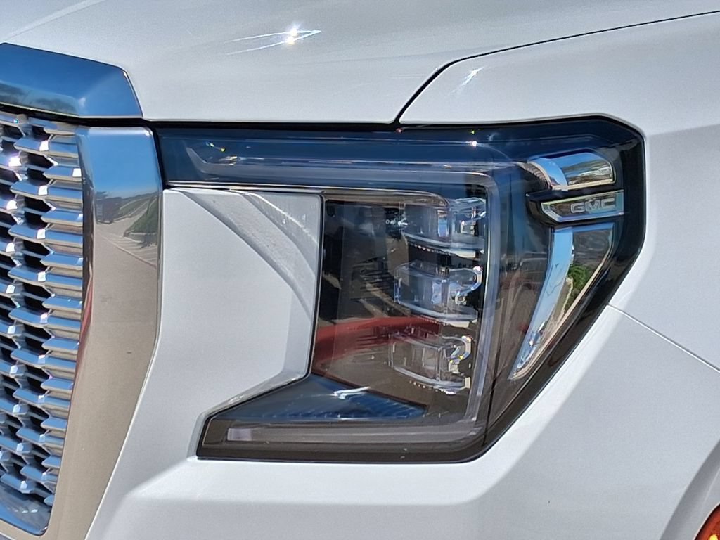 Used 2023 Summit White GMC Denali image 8