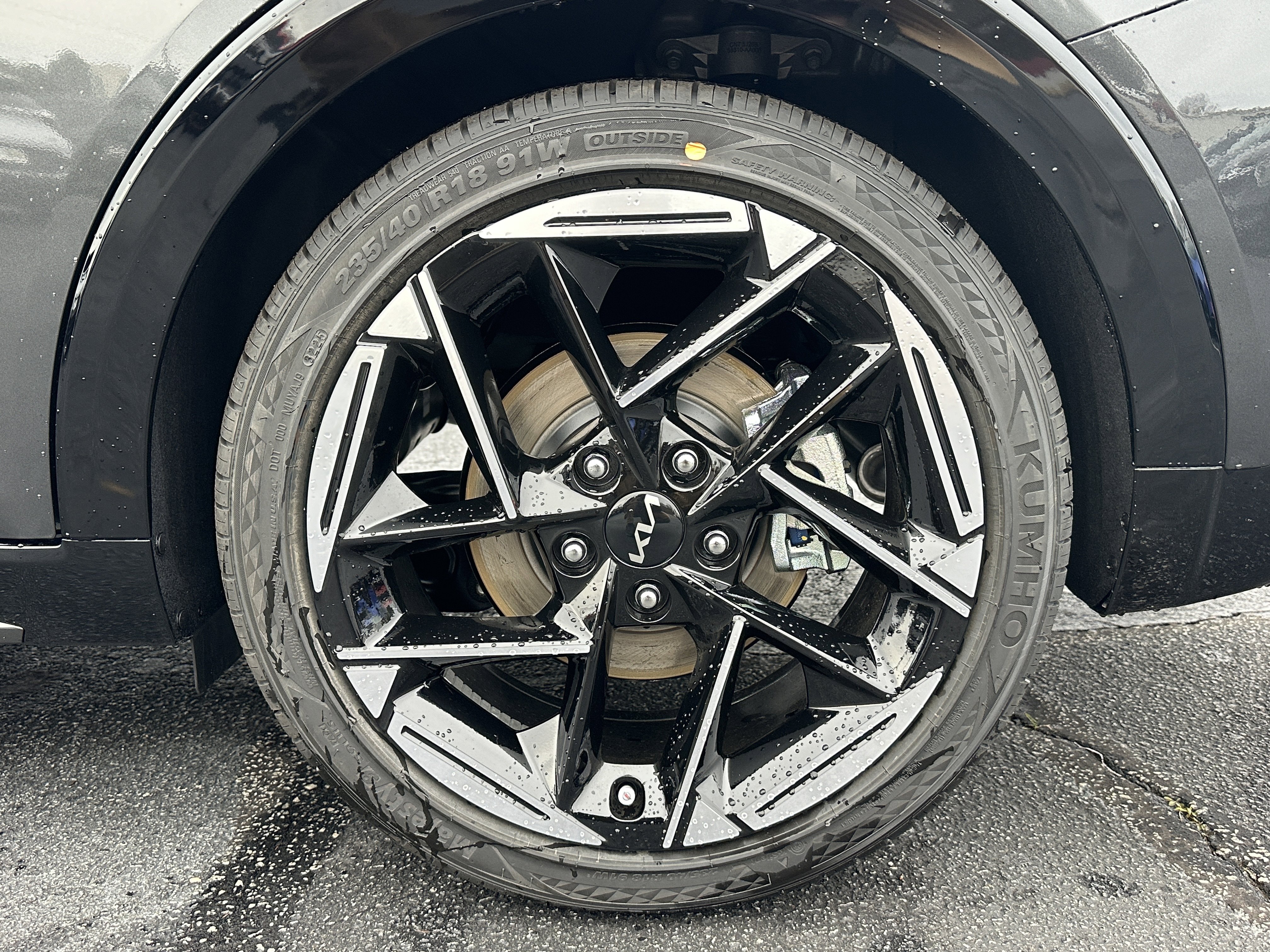 New 2026 Interstellar Gray Kia GT-Line image 19