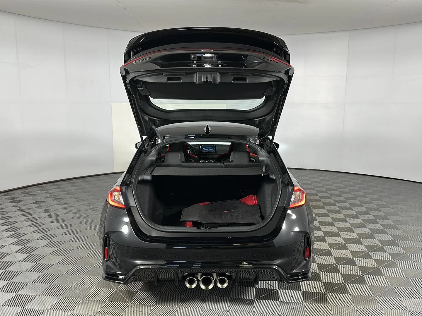 Used 2025 Crystal Black Pearl Honda Type R image 6
