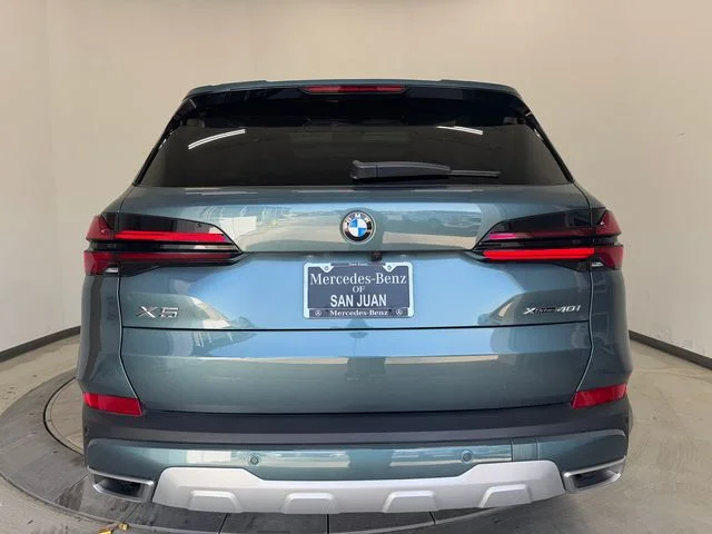 Used 2025 Blue Ridge Mountain Metallic BMW xDrive40i image 13