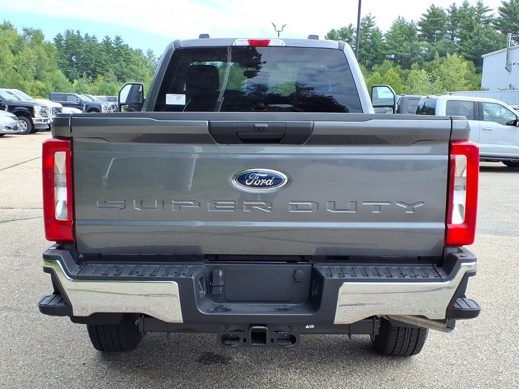New 2026 Carbonized Gray Metallic Ford F-250® XLT image 6
