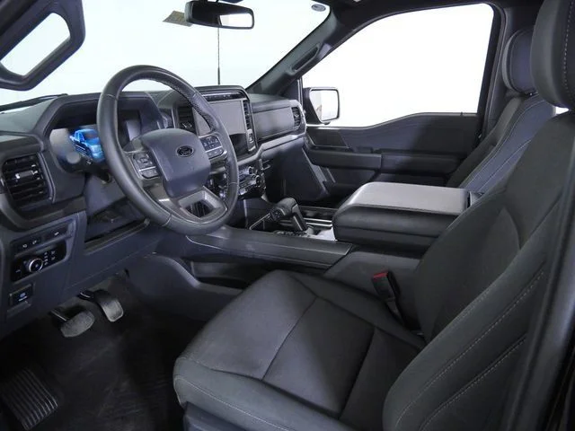 Used 2024 Black Ford XLT image 20
