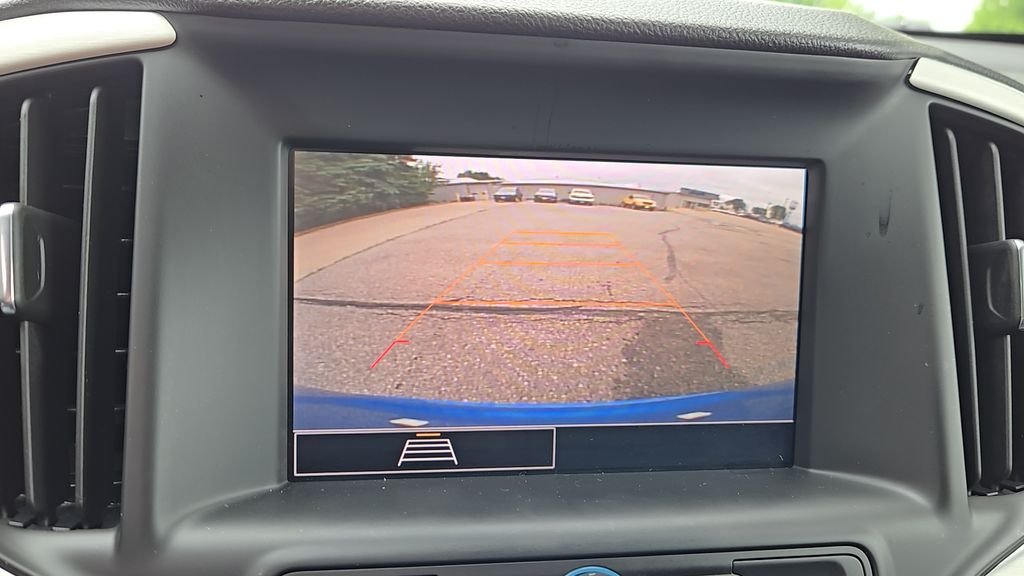 Used 2024 Blue GMC SLE image 21