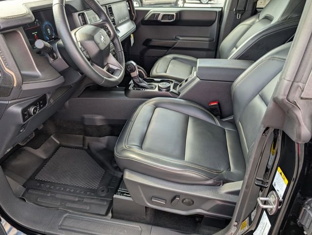 Used 2025 Black Ford Badlands image 11