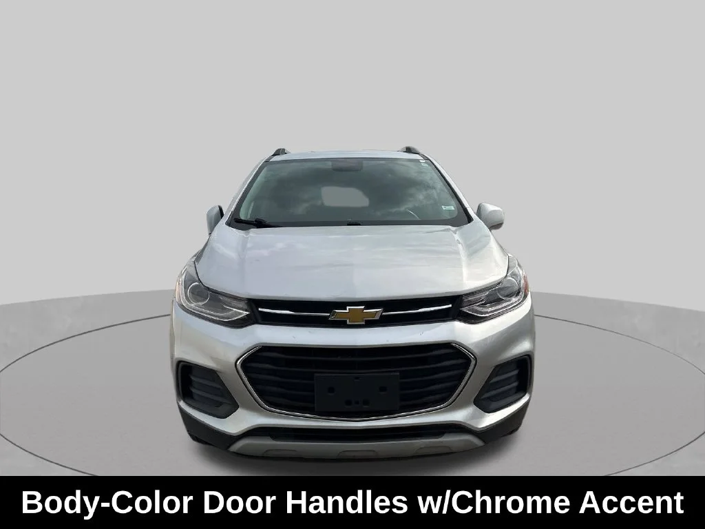 Used 2017 Silver Chevrolet LT image 10