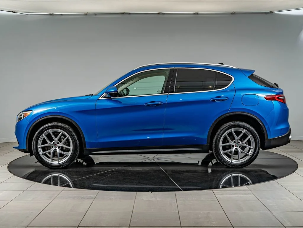 Used 2019 Misano Blue Metallic Alfa Romeo Ti image 8