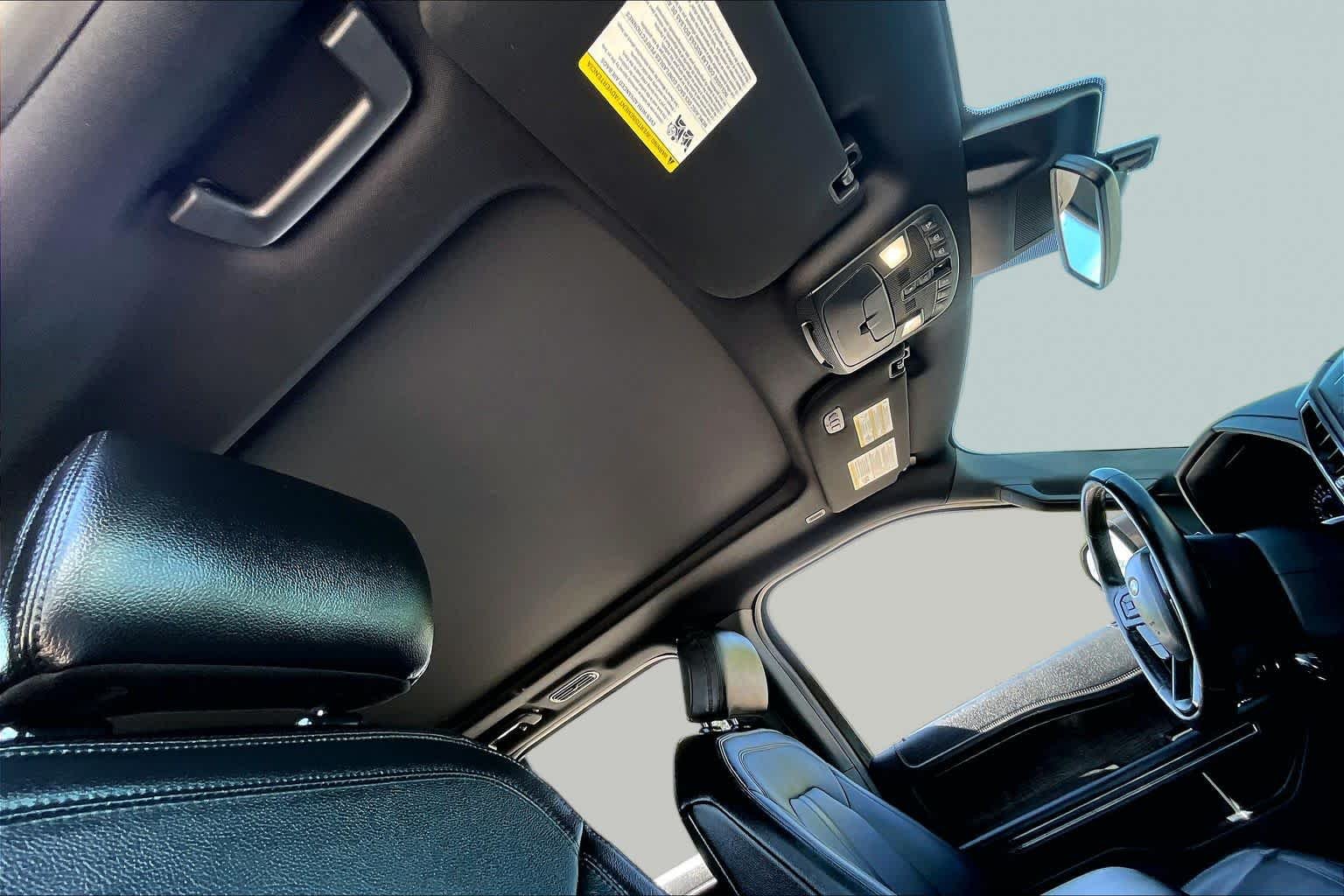 Used 2019 Magnetic Ford Limited image 14