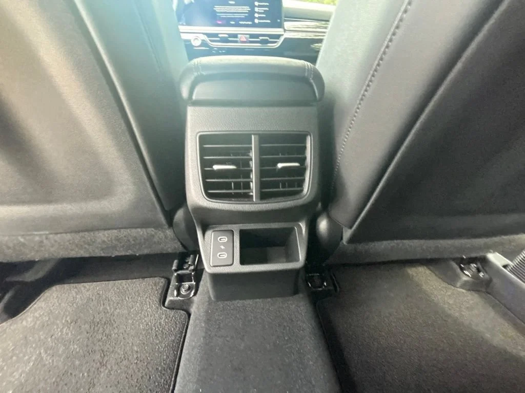 Used 2026 White Kia S image 18