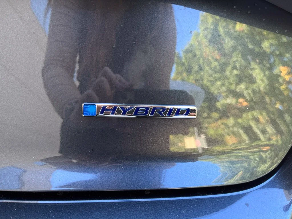 New 2026 Meteorite Gray Metallic Honda EX-L Hybrid image 9