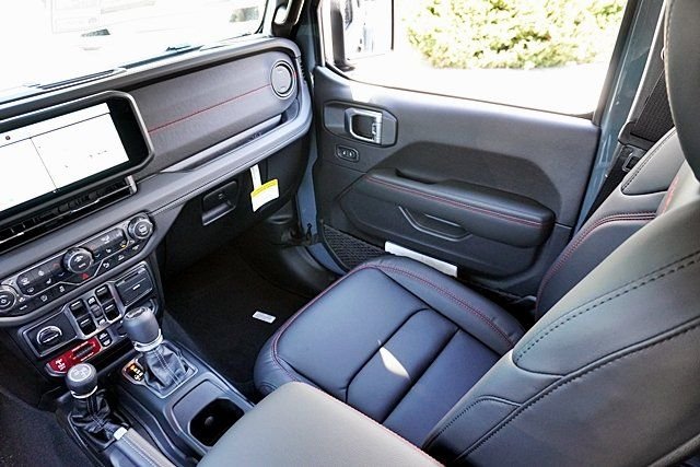 New 2026 Anvil Clear-Coat Exterior Paint Jeep Rubicon X image 29