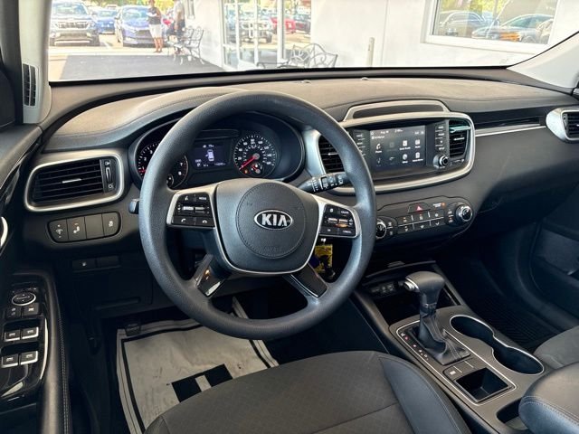 Used 2019 Titanium Silver Kia LX image 27