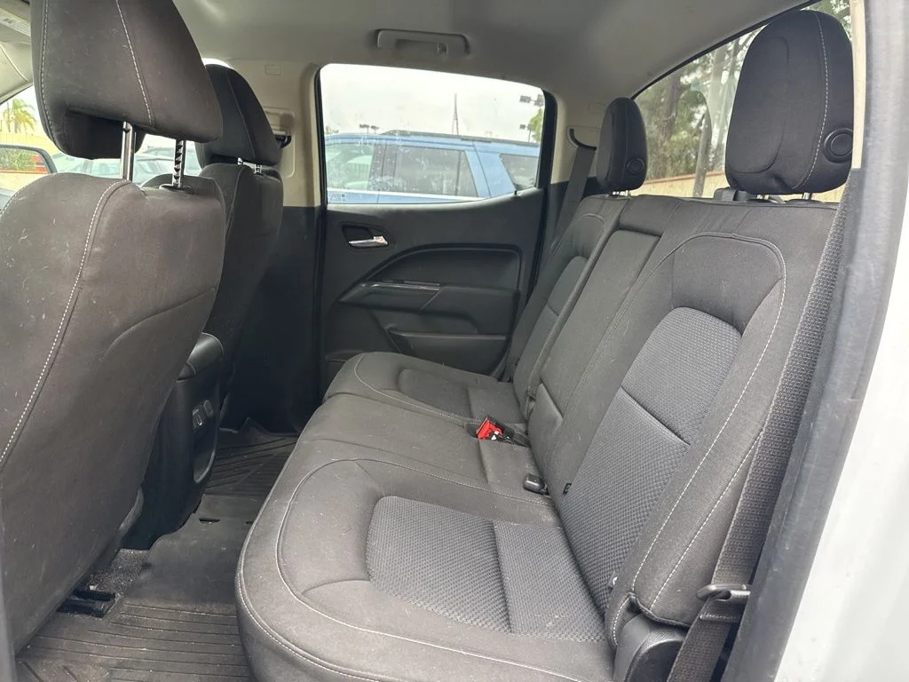 Used 2021 White Chevrolet LT image 14