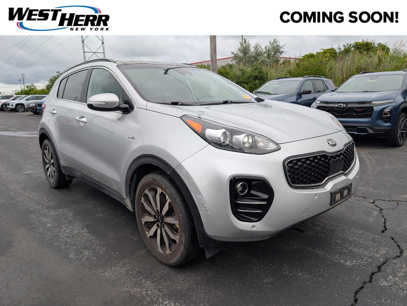 Used 2018 Sparkling Silver Kia EX image 1