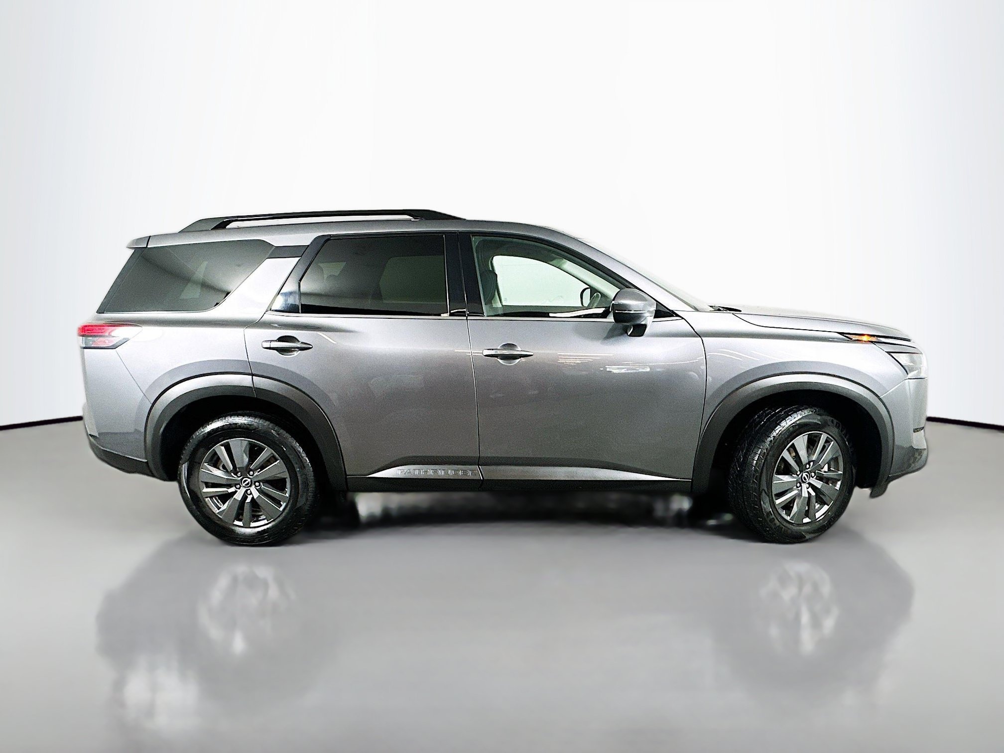 Used 2024 Gun Metallic Nissan SV image 9