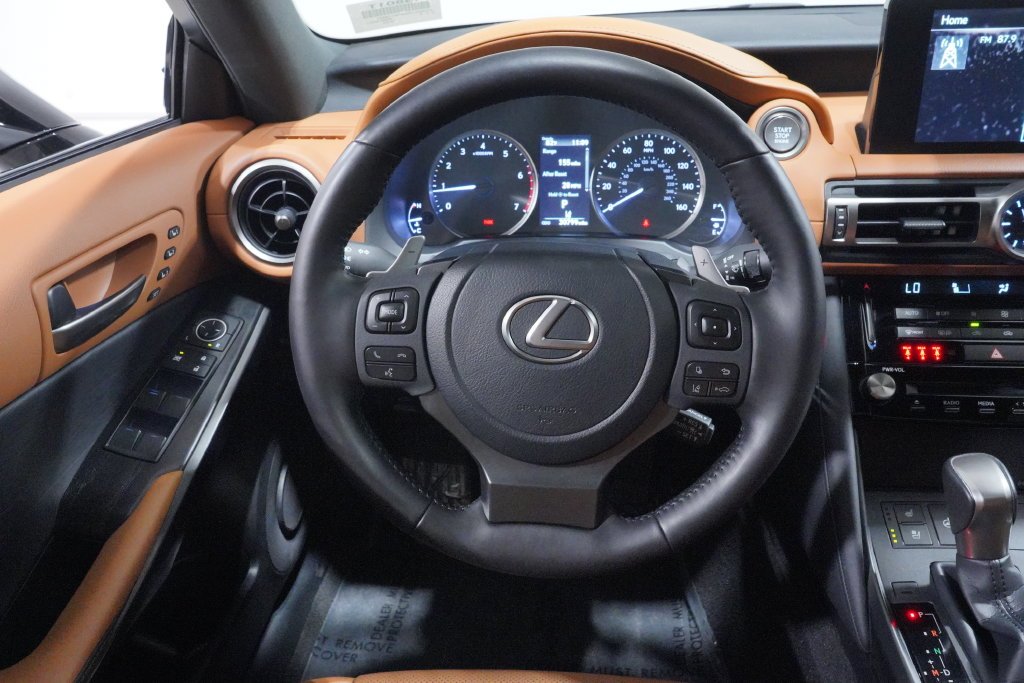 Used 2022 White Pearl Lexus 300 image 12