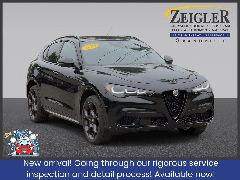 Used 2024 Black Alfa Romeo Veloce image 1