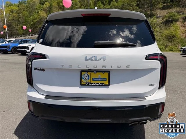 Used 2024 White Kia EX X-Line image 14
