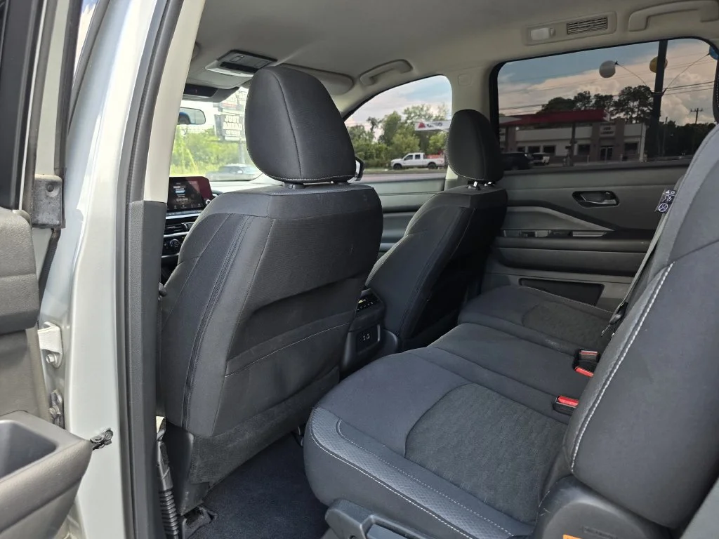 Used 2024 Silver Nissan SV image 14
