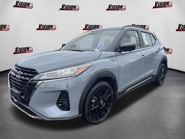 2024 Nissan Kicks SR