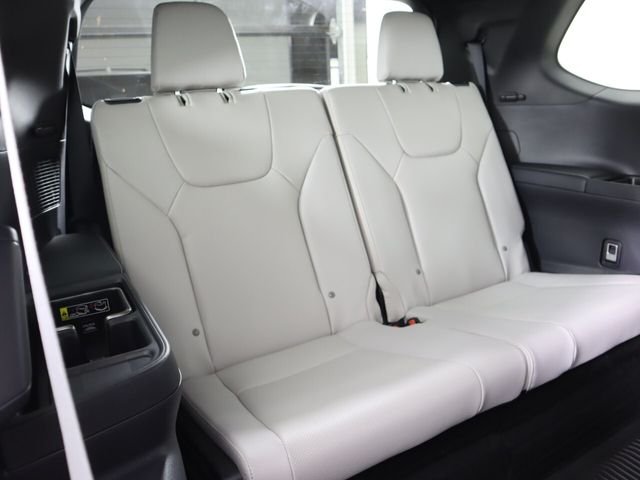 2026 Lexus TX 350 - Photo 23