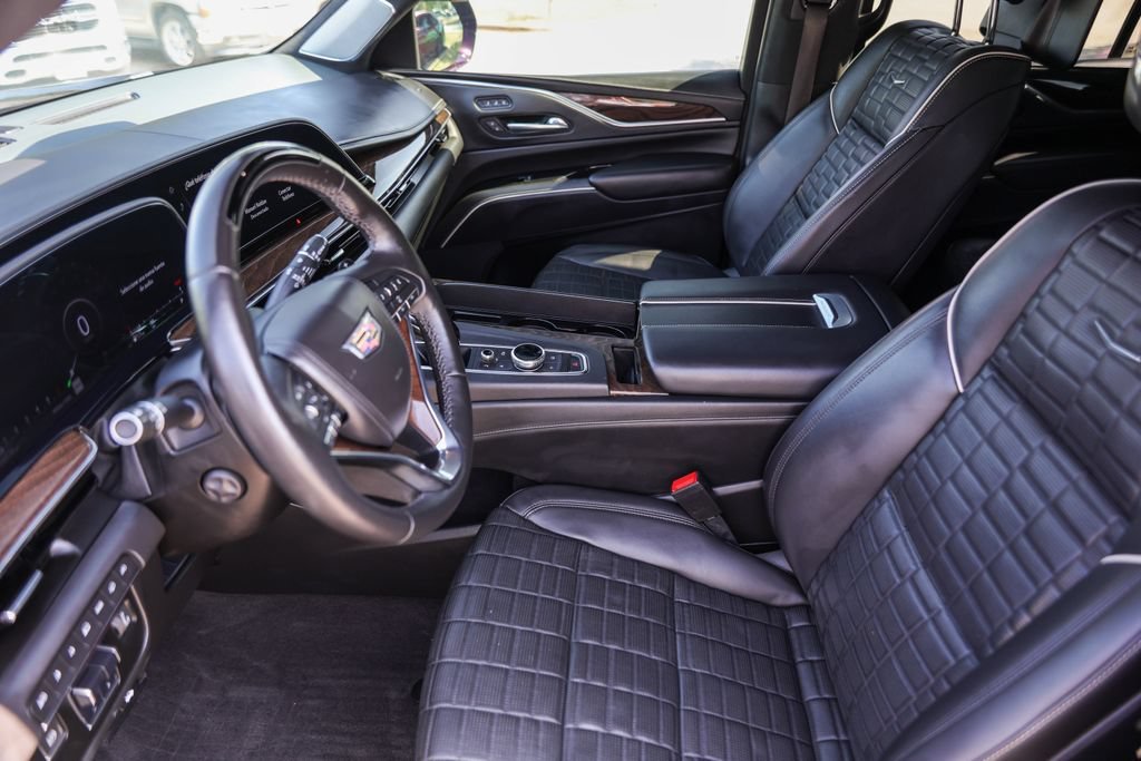Used 2022 BLACK RAVEN Cadillac Sport Platinum image 9