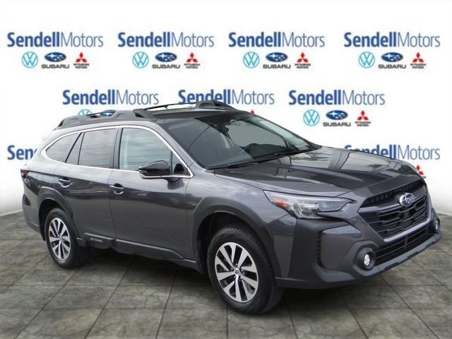 2025 Subaru Outback Premium's photo