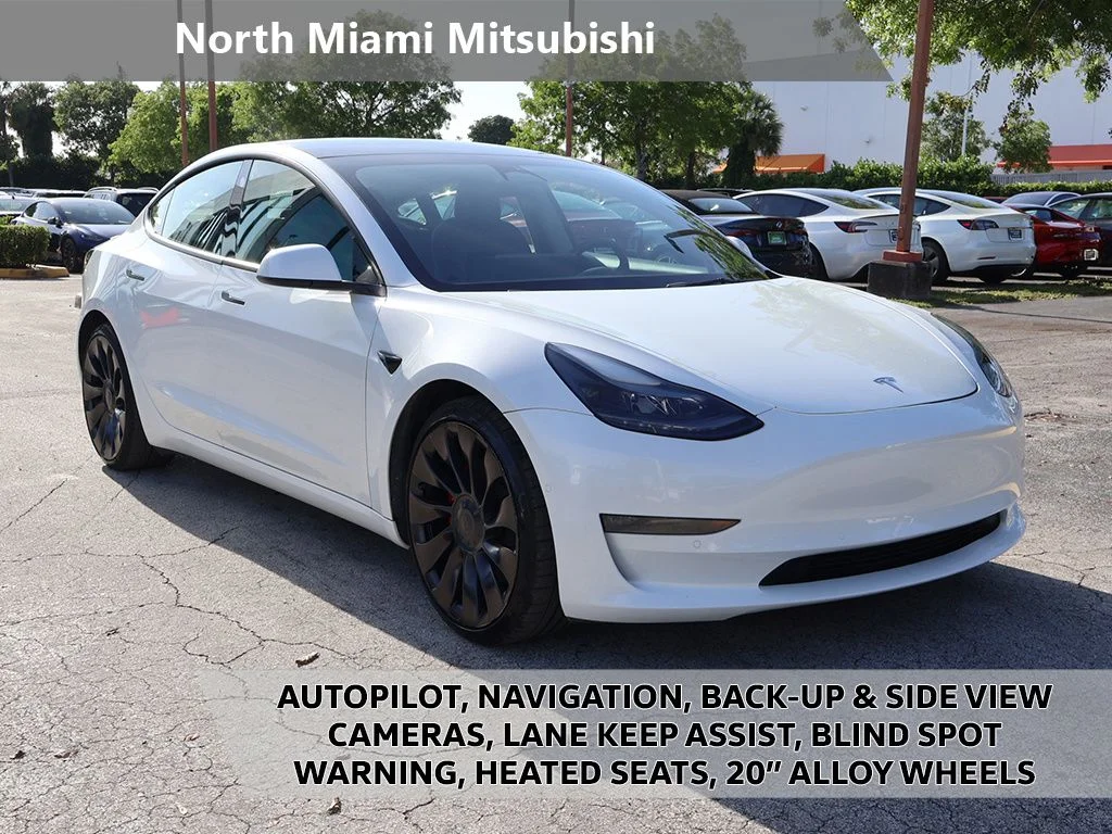 2022 Tesla Model 3 Performance Dual Motor All-Wheel Drive's photo