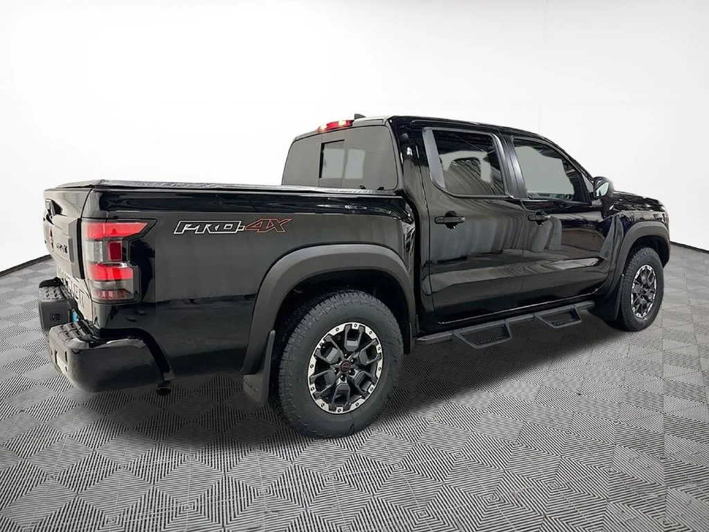 2026 Nissan Frontier PRO-4X - Photo 10
