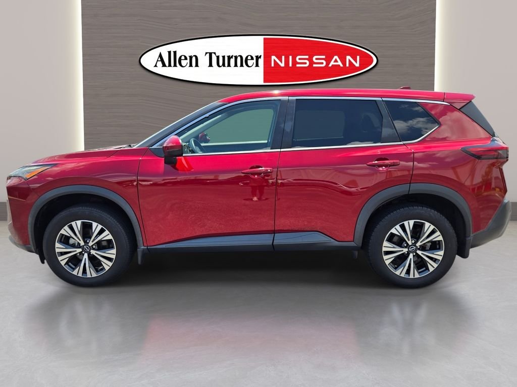 Used 2022 Red Nissan SV image 12