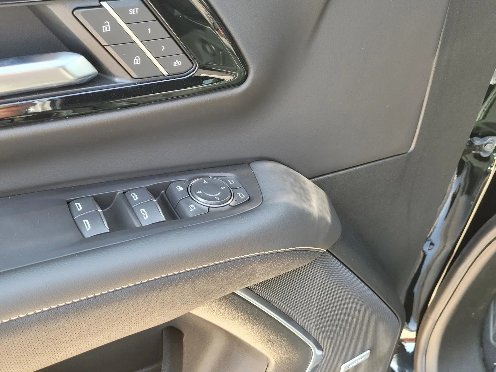 2026 Chevrolet Tahoe Premier - Photo 16