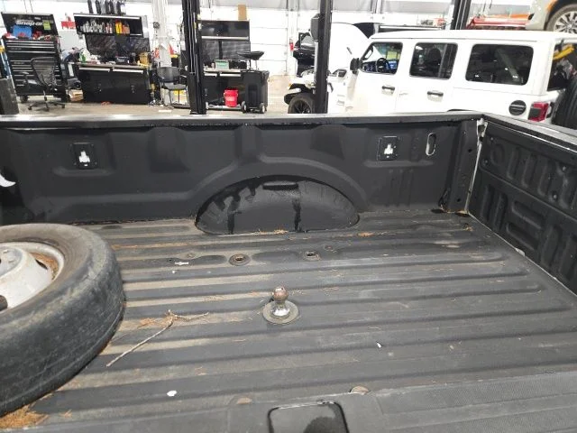 Used 2020 White Ford XLT image 12