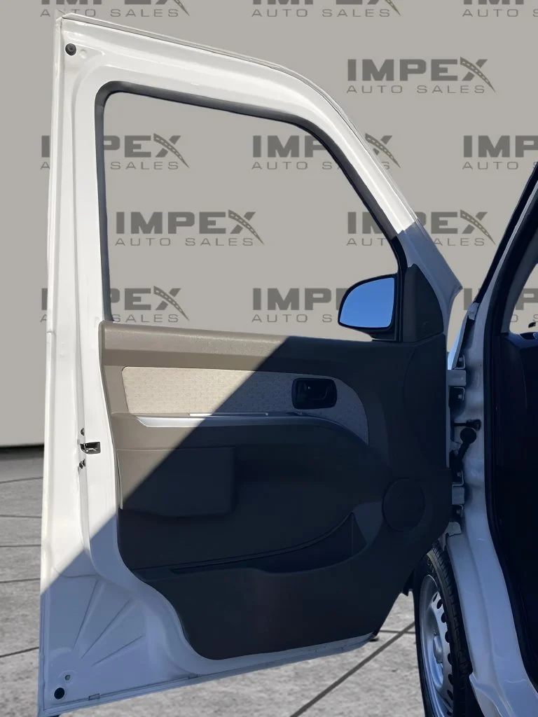 Used 2024  MULLEN  image 11