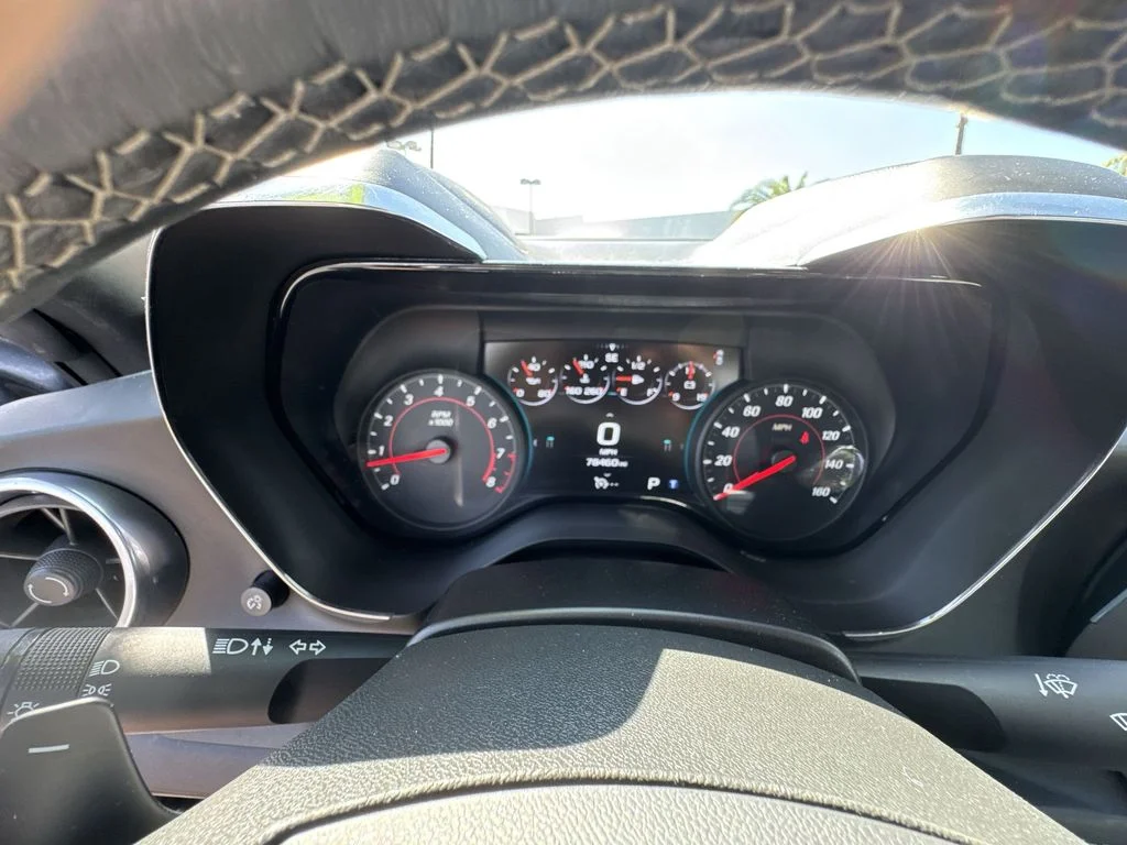 Used 2018 Gray Chevrolet 2LT image 11