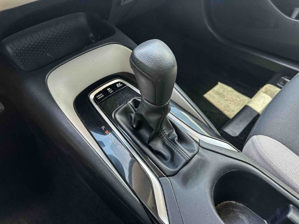 Used 2023 White Toyota LE image 30
