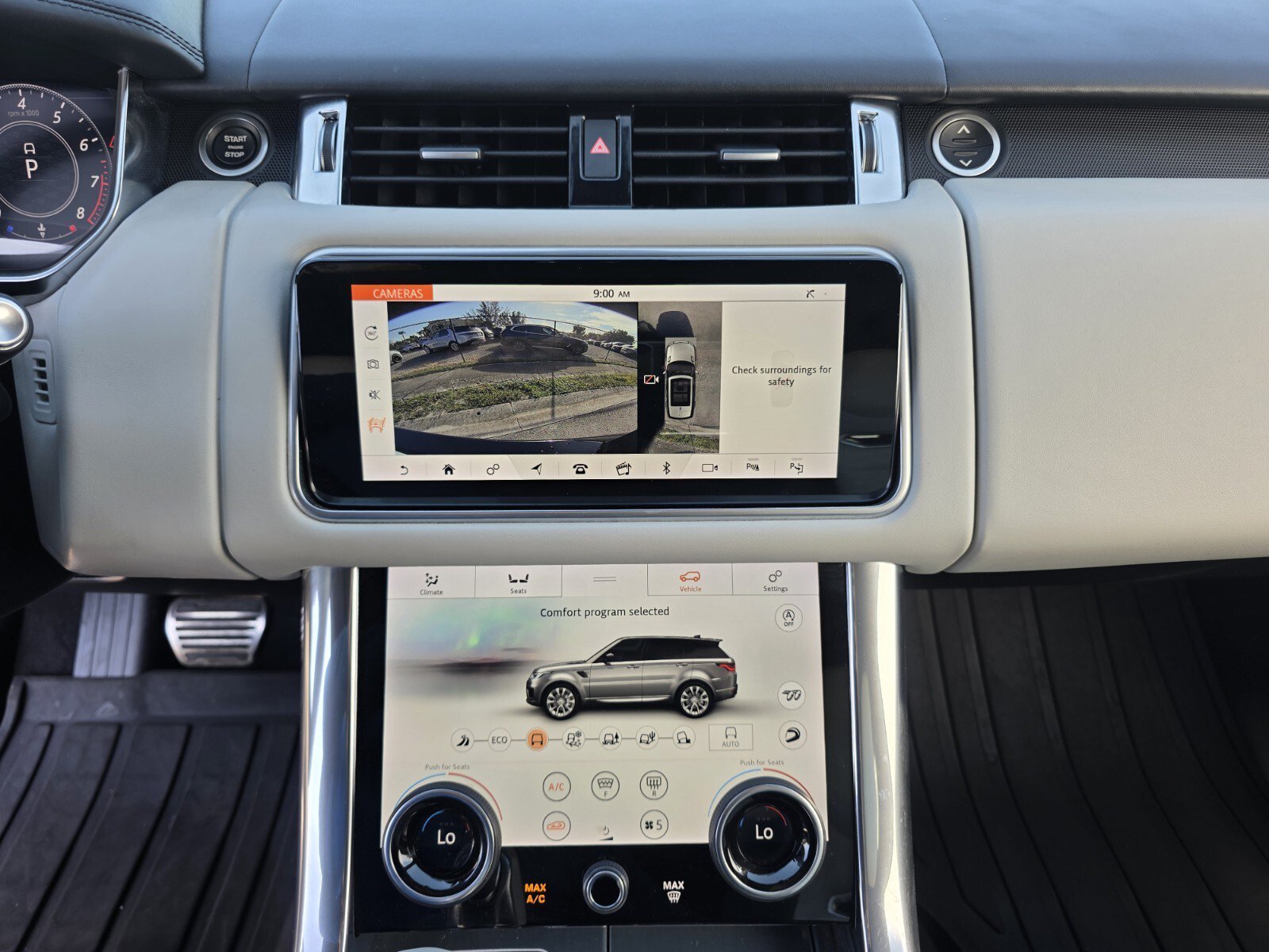 Used 2021 Santorini Black Metallic Land Rover SVR image 20