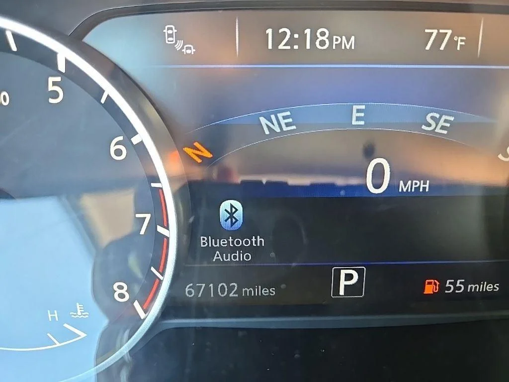 Used 2018 Arctic Blue Nissan Platinum image 7