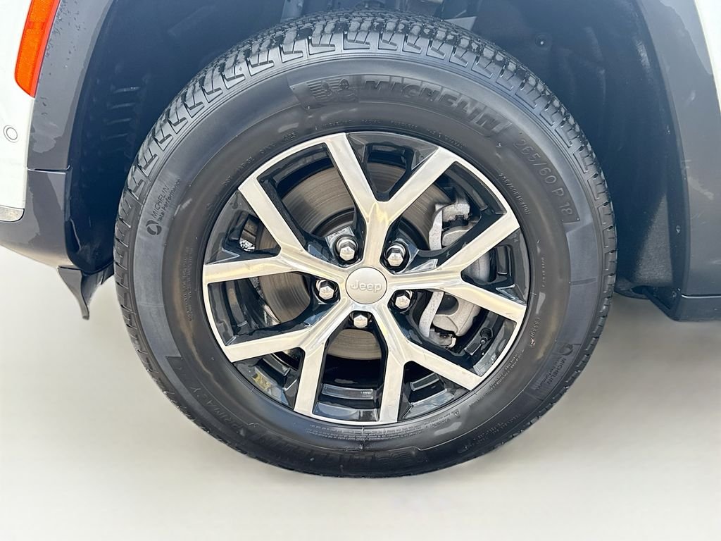 Used 2025 White Jeep Limited image 35