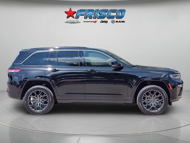 New 2026 Diamond Black Crystal Pearl-Coat Exterior Paint Jeep Summit image 8