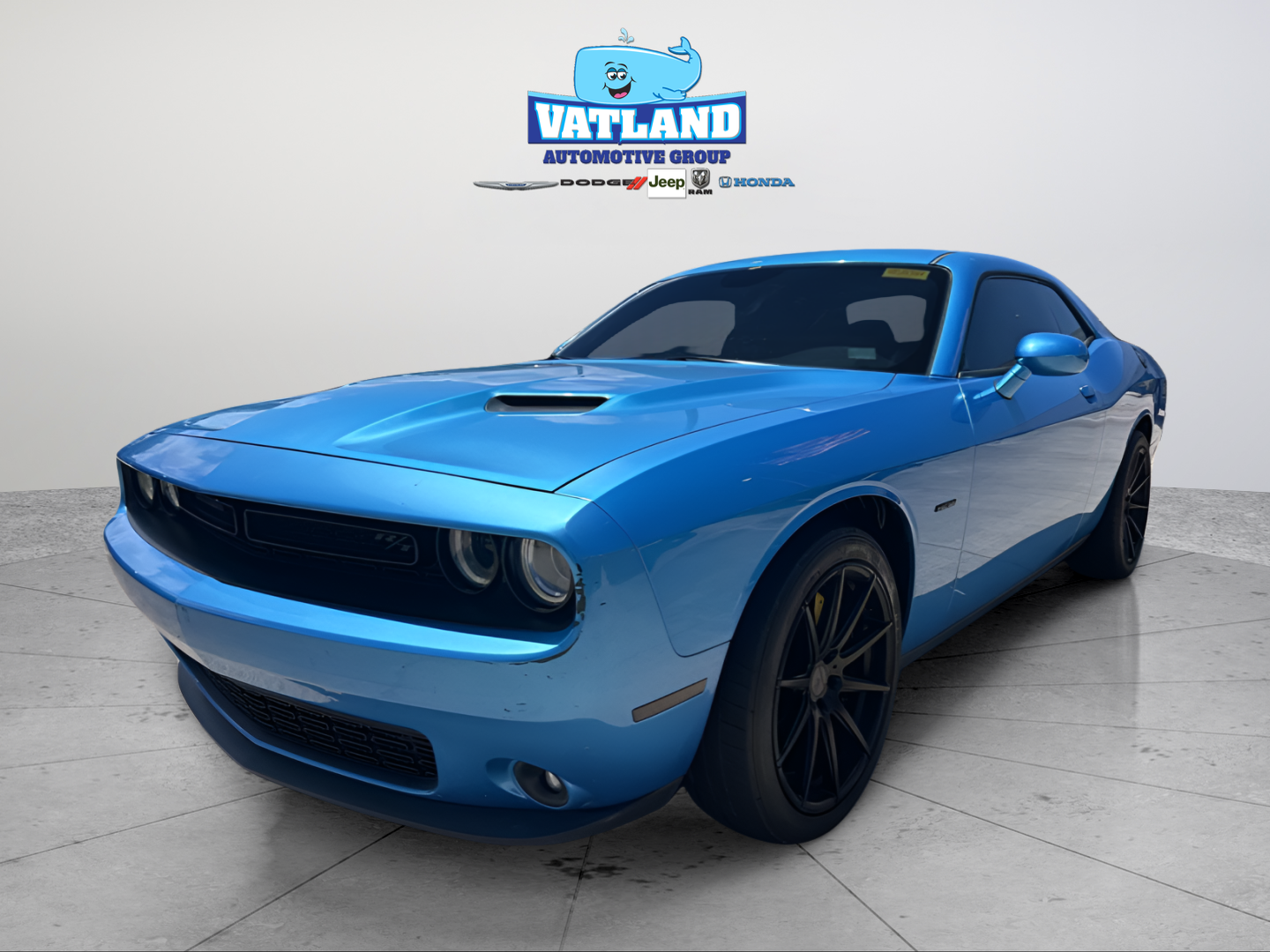 2016 Dodge Challenger R/T's photo