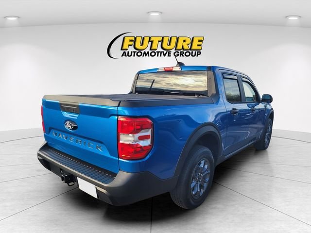 Certified Used 2025 Blue Ford XLT image 3