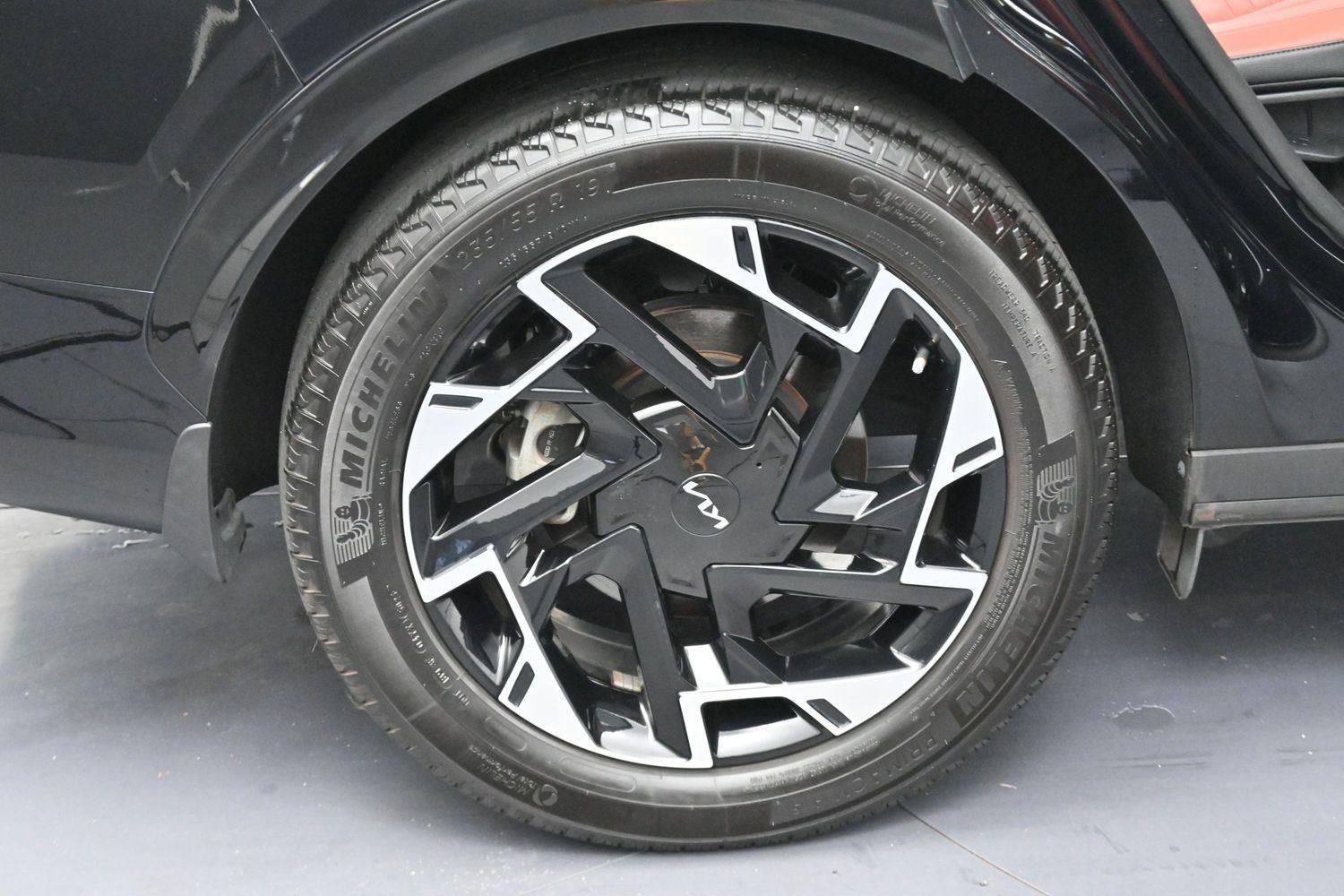 Used 2024 Ebony Black Kia SX-Prestige image 37
