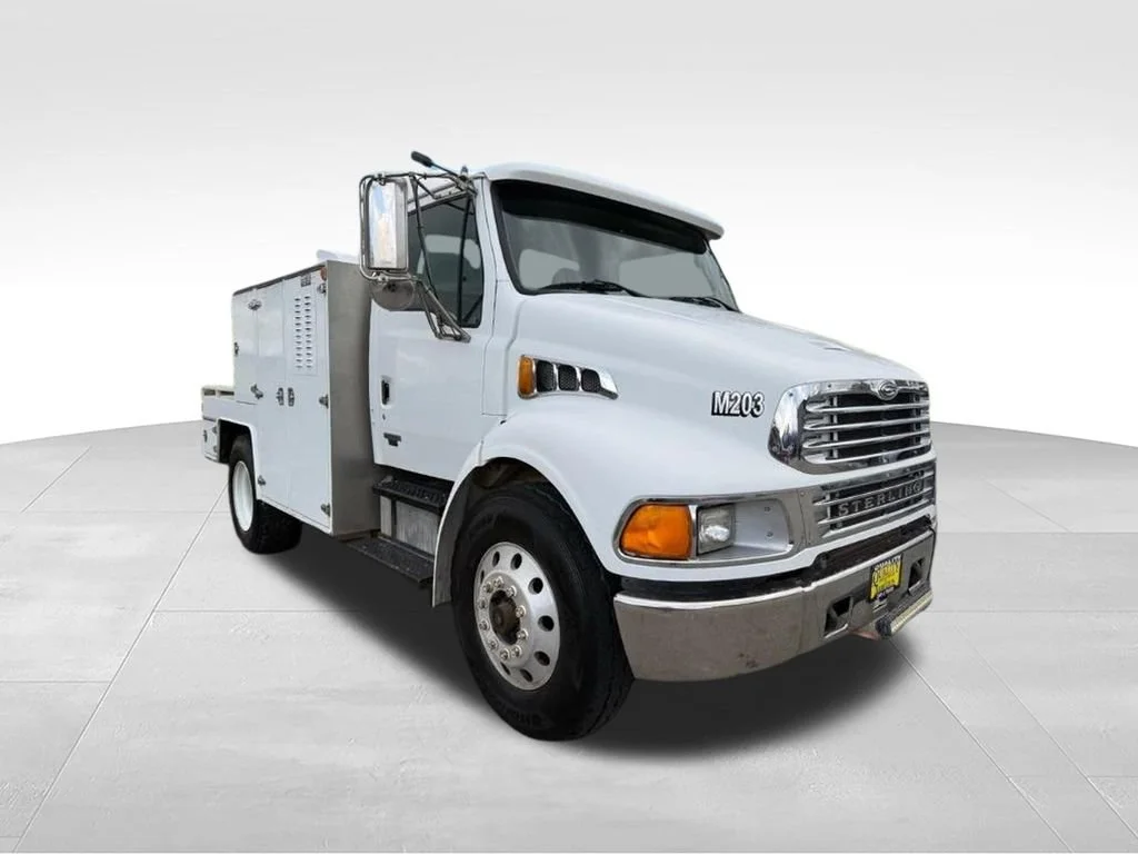 Used 2005 White Sterling ACTERRA image 8