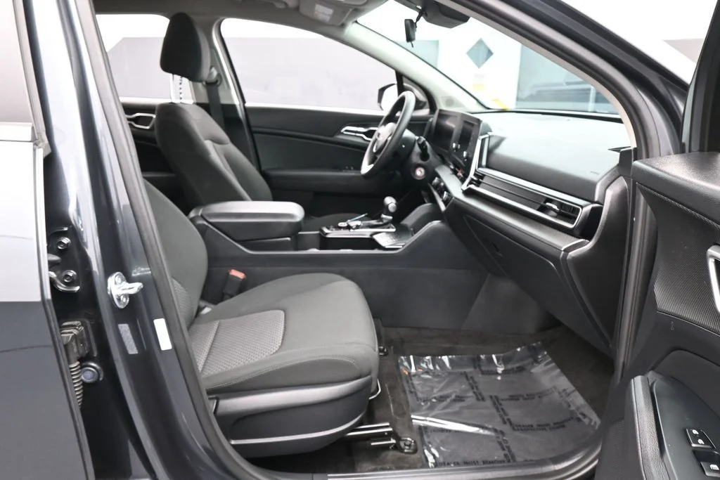 Used 2024 Gravity Gray Kia LX image 35