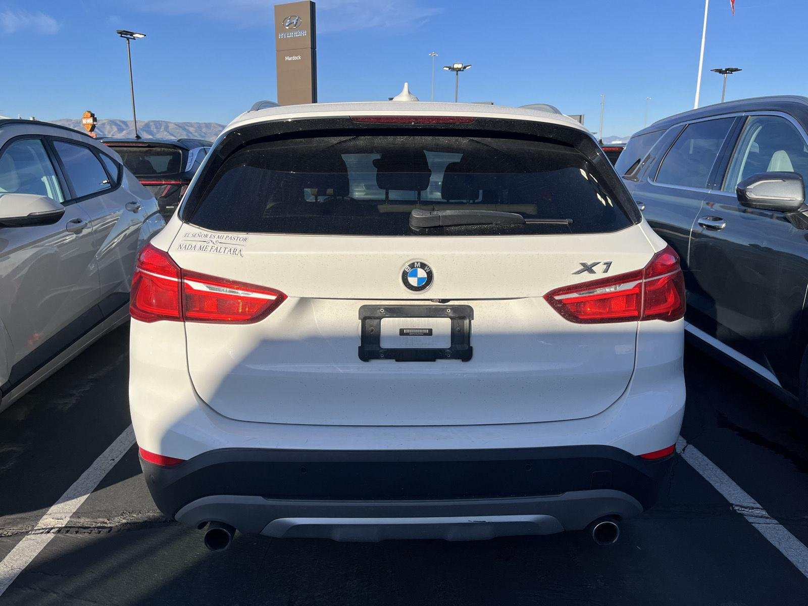 Used 2018  bmw xDrive28i image 5
