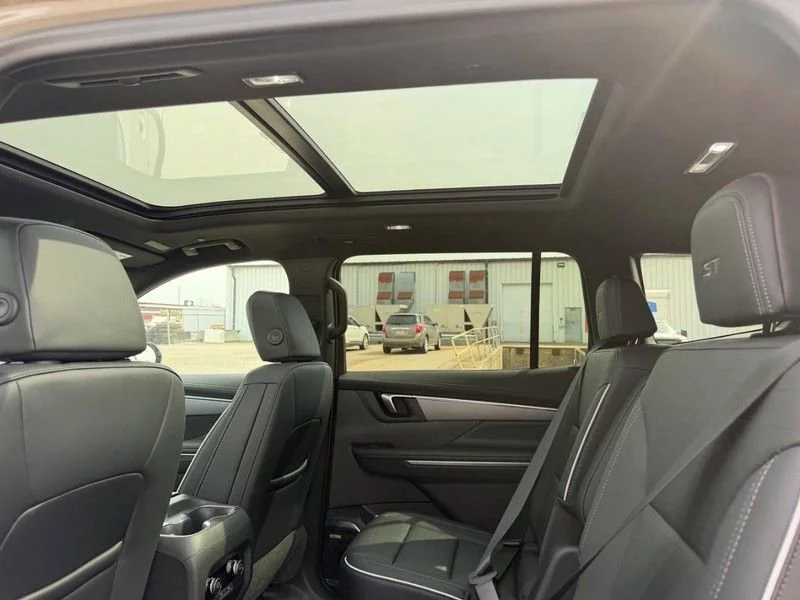 2026 Buick Enclave Sport Touring - Photo 10