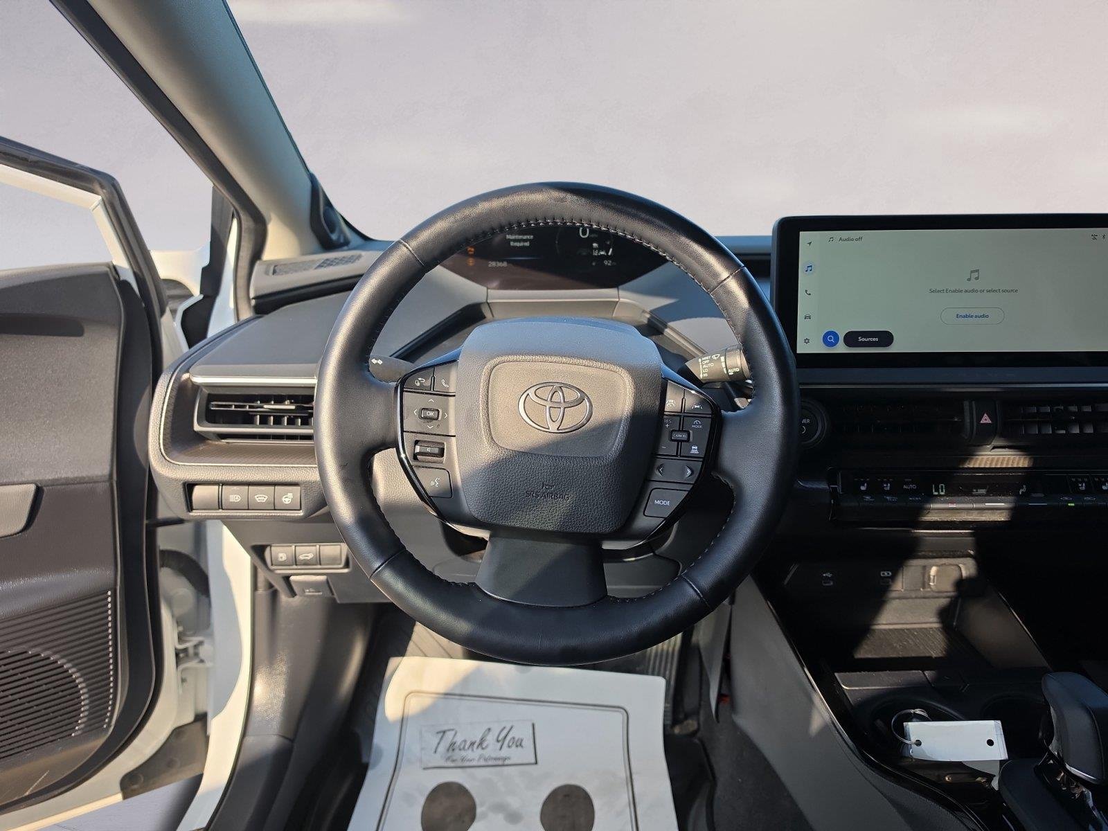2025 Toyota Prius LE - Photo 12