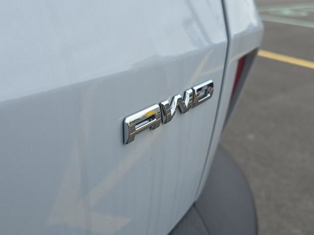 New 2026 Space Silver Metallic Ford Active® image 39