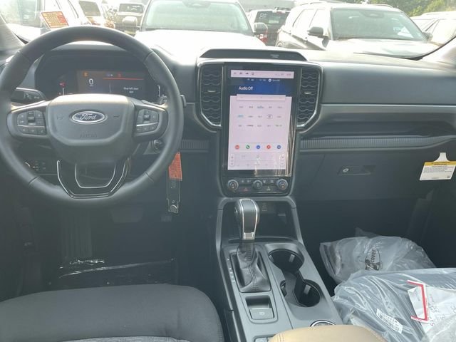 New 2026 Avalanche Ford XLT image 5