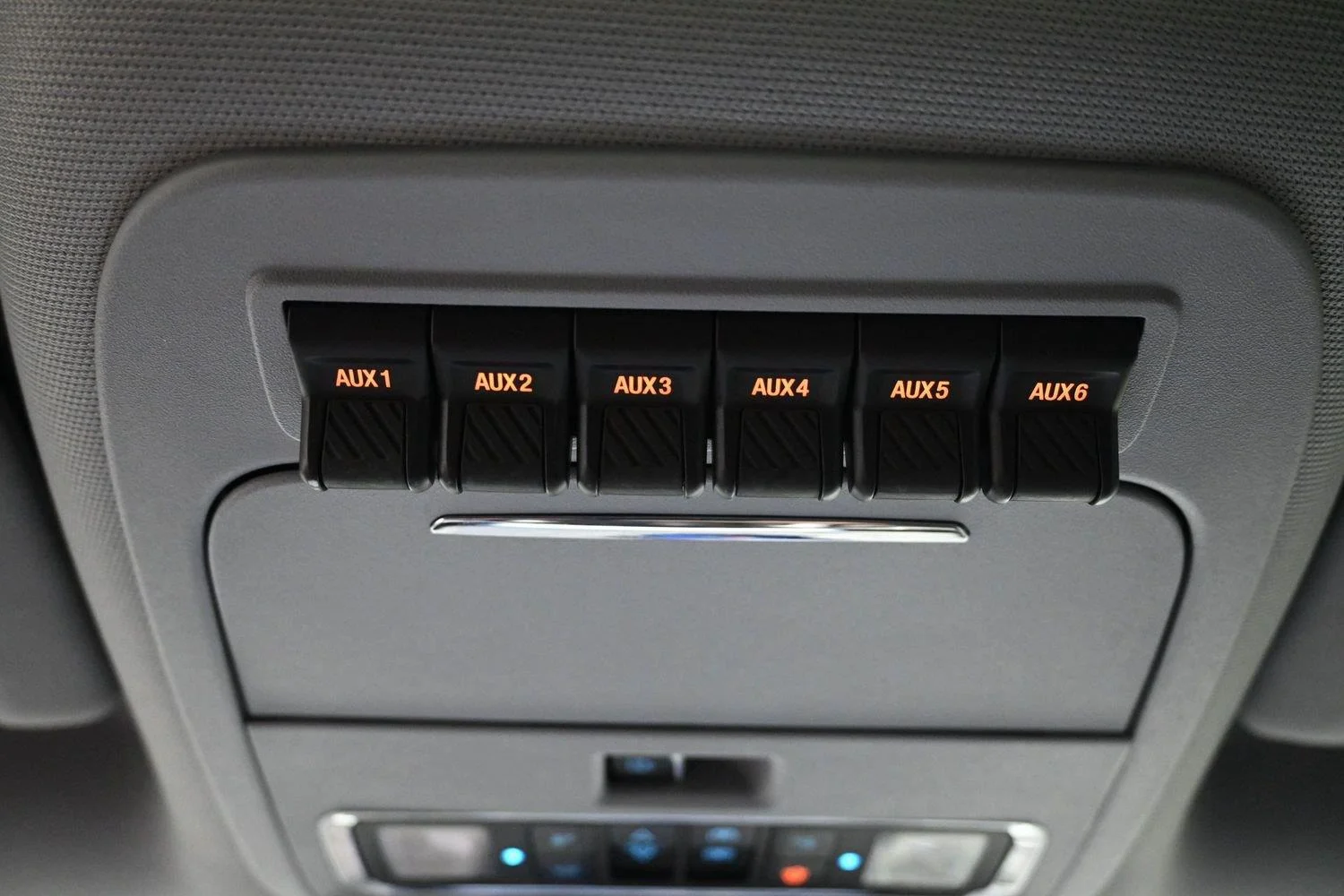 Used 2024 Carbonized Gray Ford LARIAT image 36